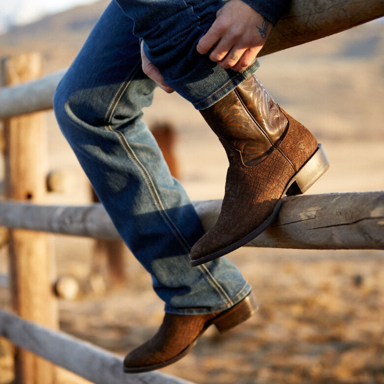 Ariat International | Home Page